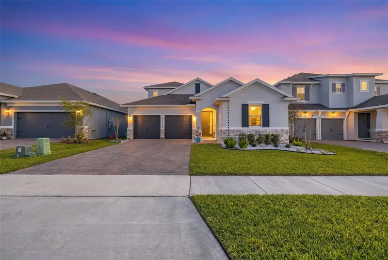 4542 Lions Gate Ave, FL
