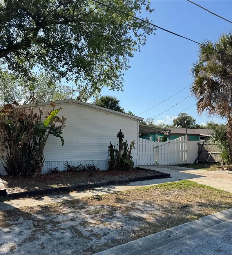5406 Sydney St, FL