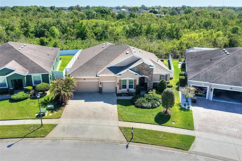 132 Broad St, FL