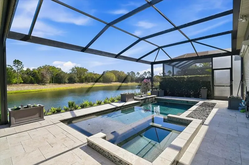 14911 Castle Park Ter, FL