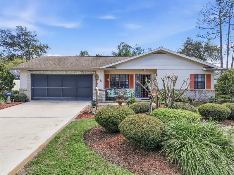 58 Wentworth Ln, FL
