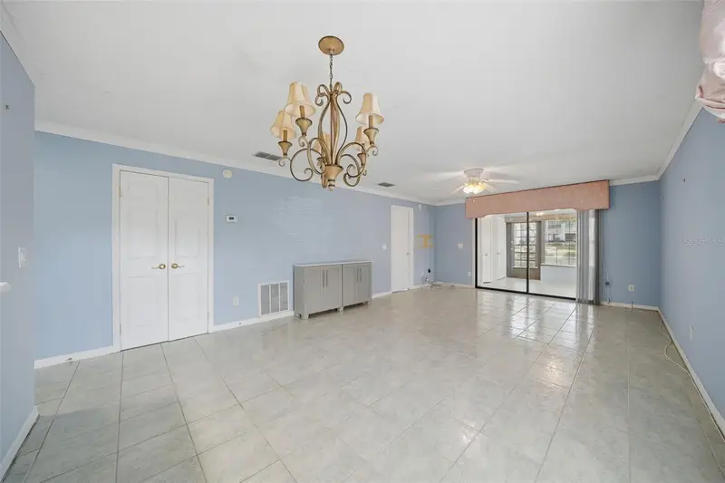 2130 Elm St #401, FL