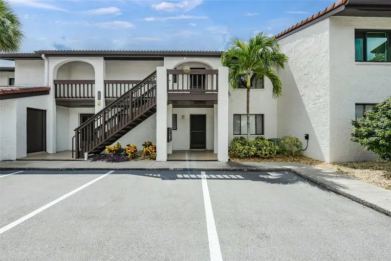 1630 Stickney Point Rd #101, FL