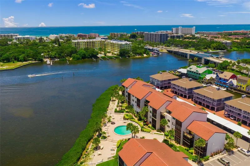 1630 Stickney Point Rd #101, FL