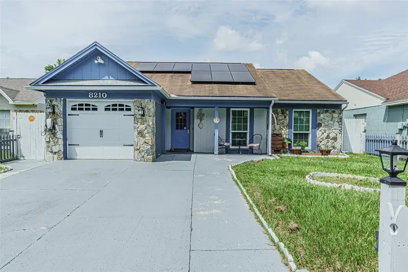 8210 Clermont St, FL
