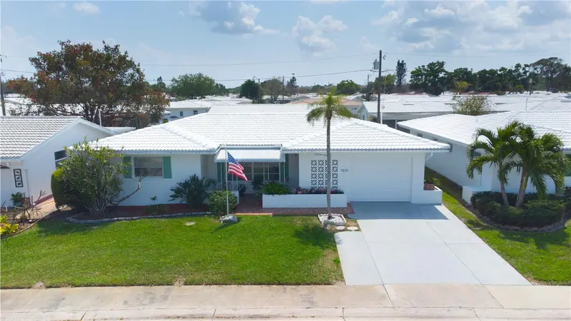 4434 100th Ave N, FL