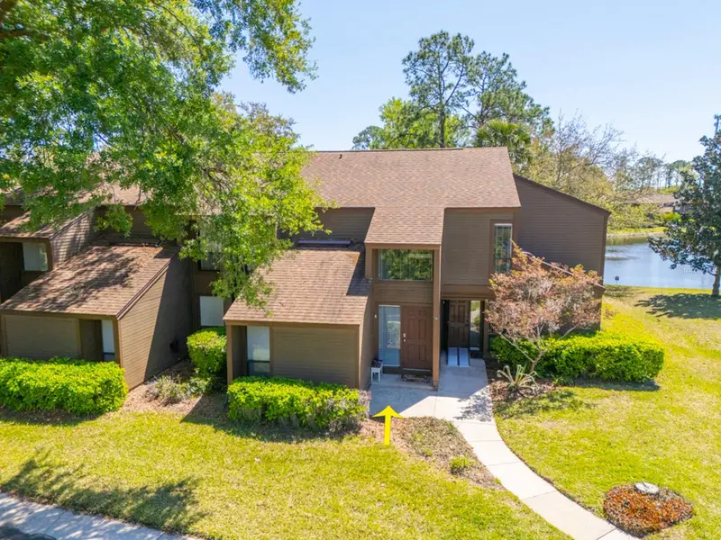 6 Salisbury Ct #6, FL