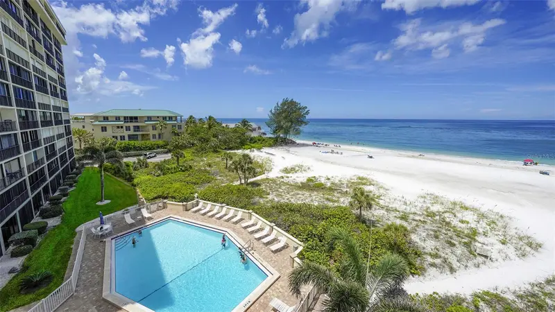 225 Hourglass Way #303, FL