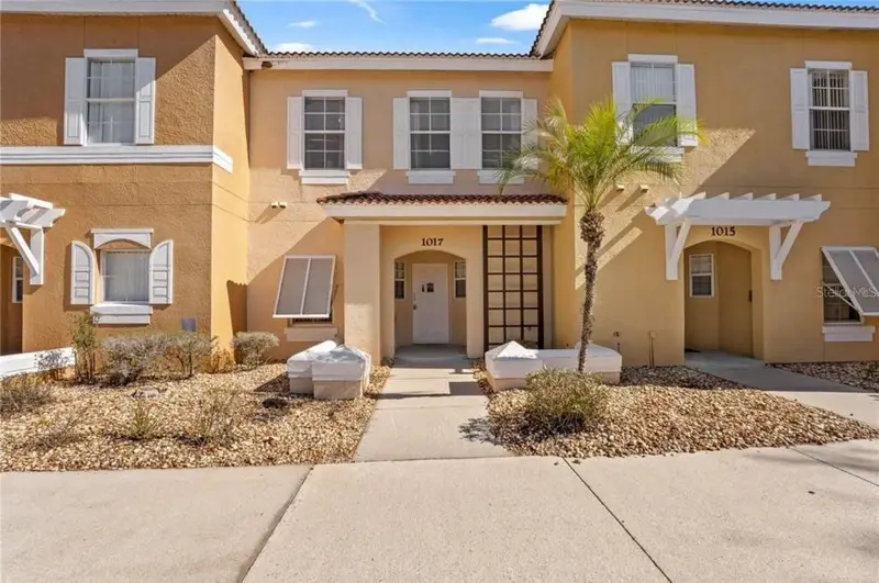 1017 Park Ridge Cir, FL