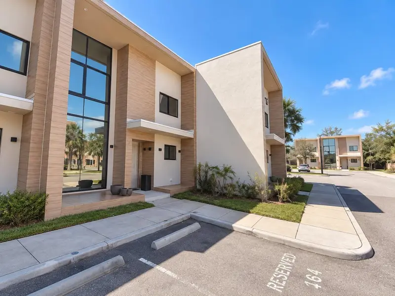 7464 Brooklyn Dr, FL