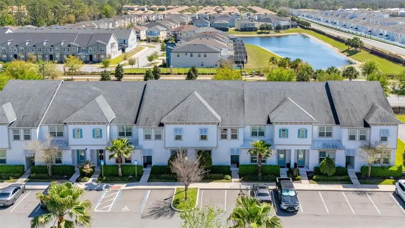 1539 Carey Palm Cir, FL