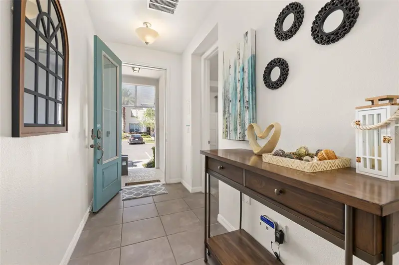 1539 Carey Palm Cir, FL