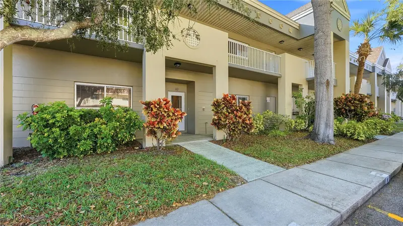 2296 Monaco Ln #10, FL