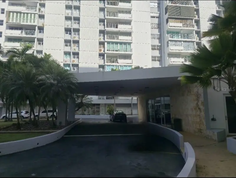 6400 Av Isla Verde Cond. Los Pinos Oeste #Apt 11 E, PR