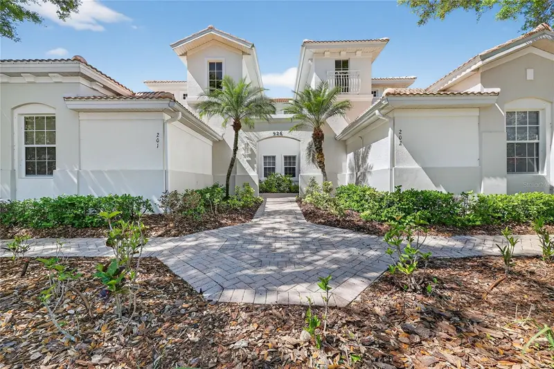 926 River Basin Ct #101, FL