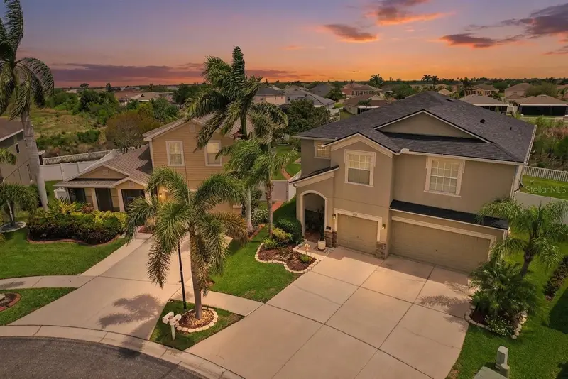 537 Vista Ridge Dr, FL