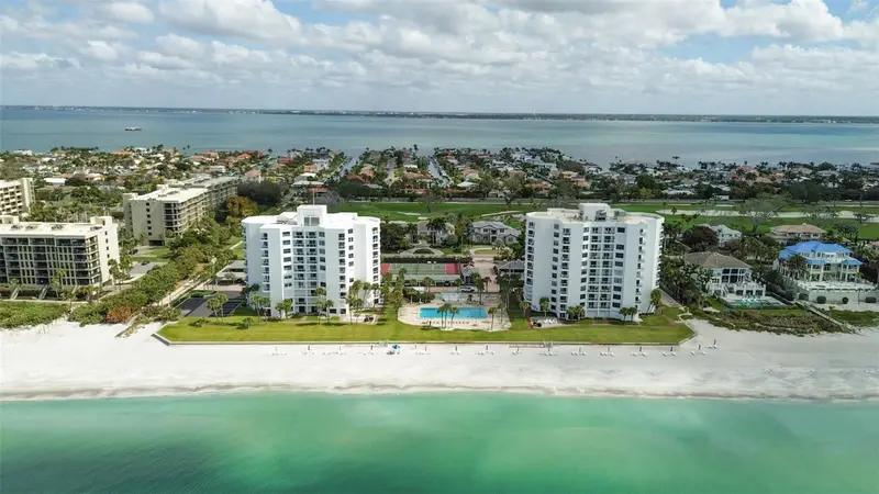 1050 Longboat Club Rd #506, FL