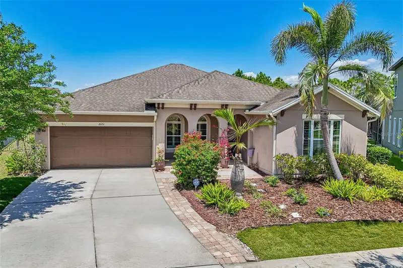 6651 Current Dr, FL