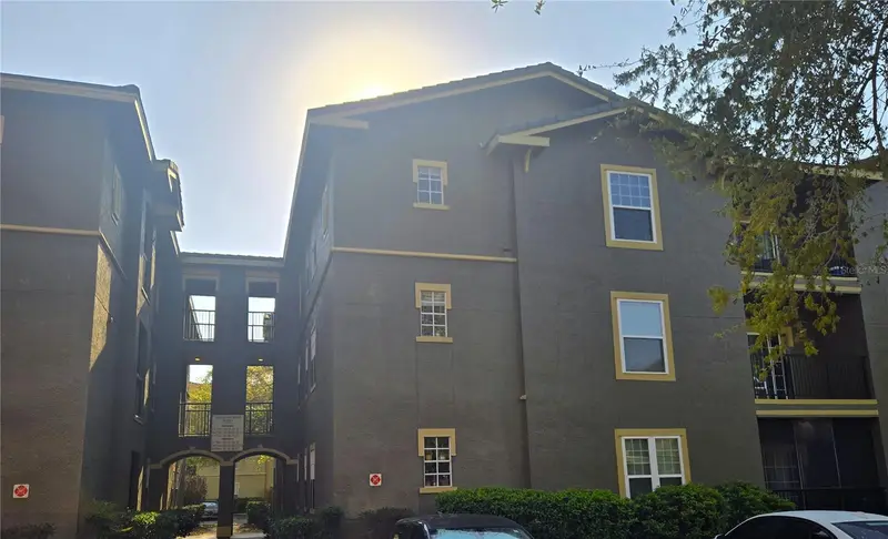 102 Vista Verdi Cir #116, FL