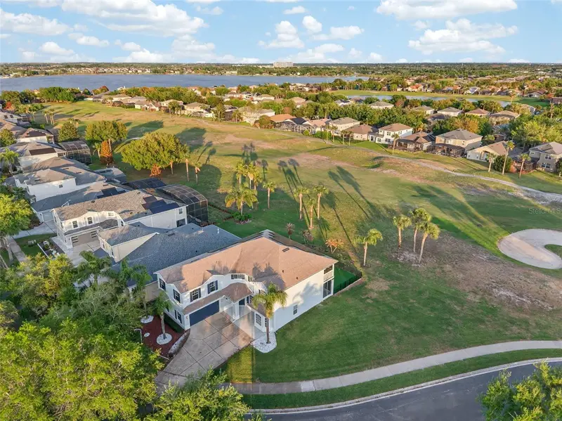 15162 Spinnaker Cove Ln, FL