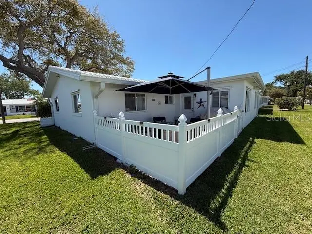 4415 100th Ave N, FL