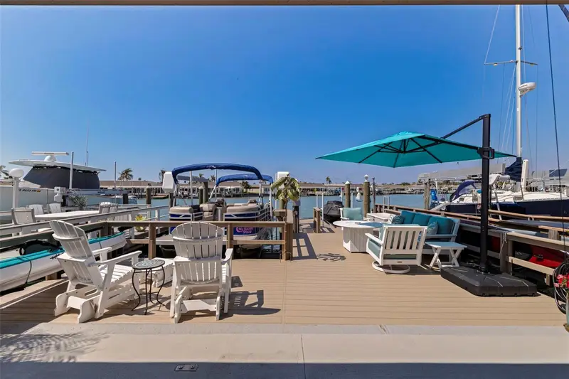 479 Boca Ciega Point Blvd S #1205, FL