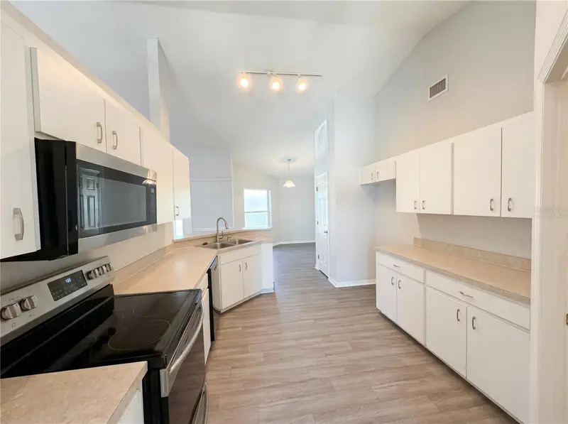 6371 Hampton Pointe Cir, FL