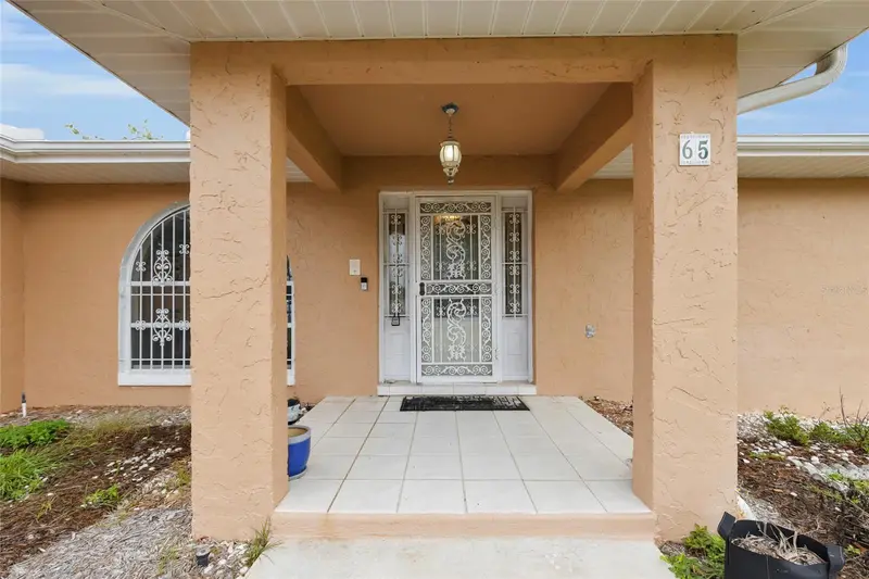 65 Pecan Loop, FL
