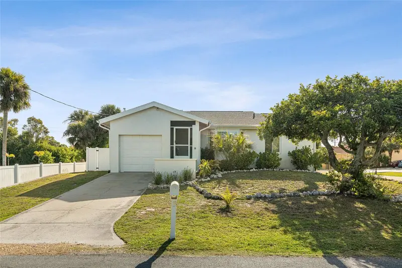 2600 Palmetto St, FL