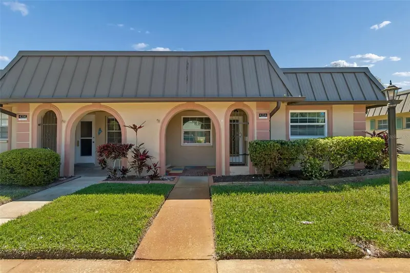 4204 Stratford Dr #4204, FL