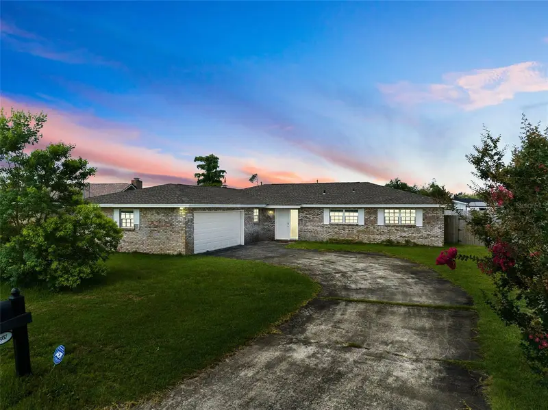 2807 Gordon St N, FL