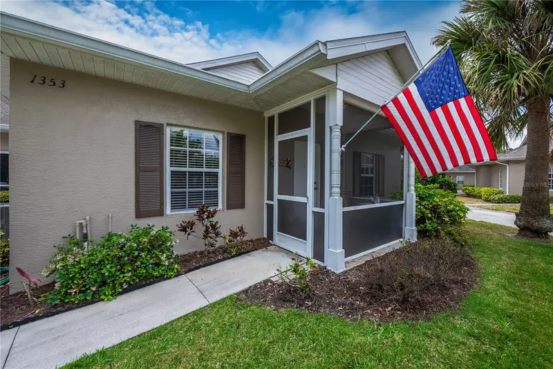 1353 Red Oak Ln, FL