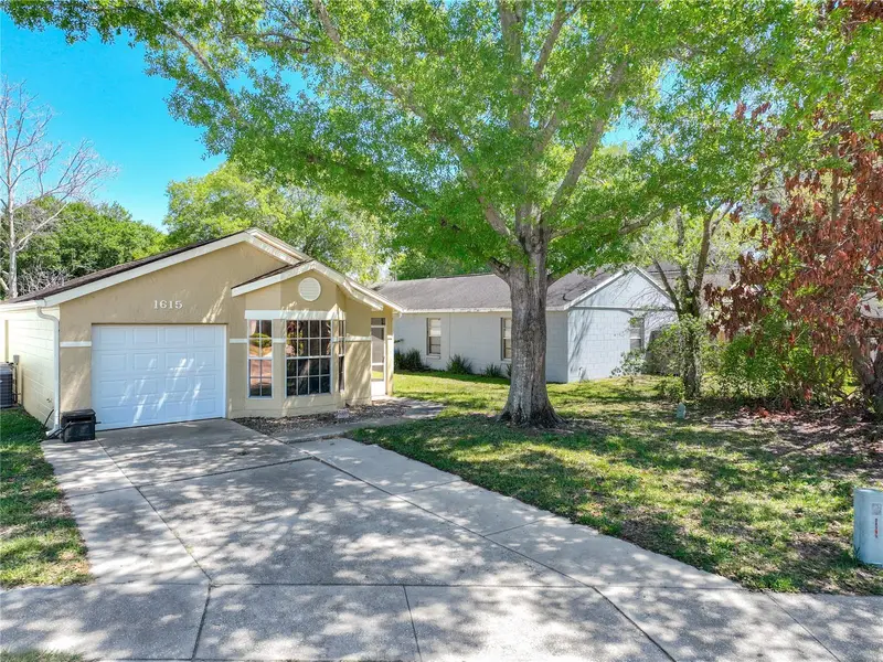 1615 Callie Ct, FL