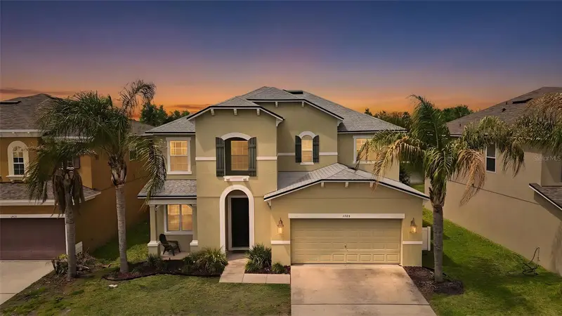 1765 Strathmore Cir, FL