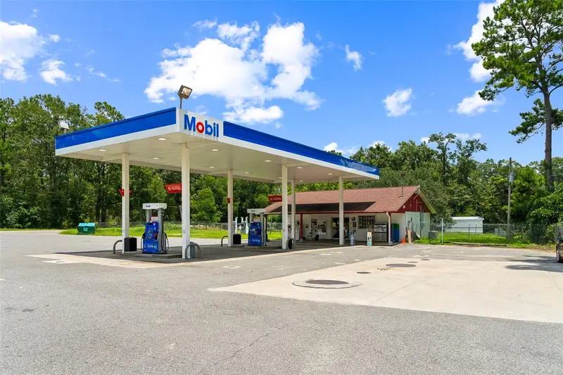 3749 Pat Thomas Pkwy #1, FL