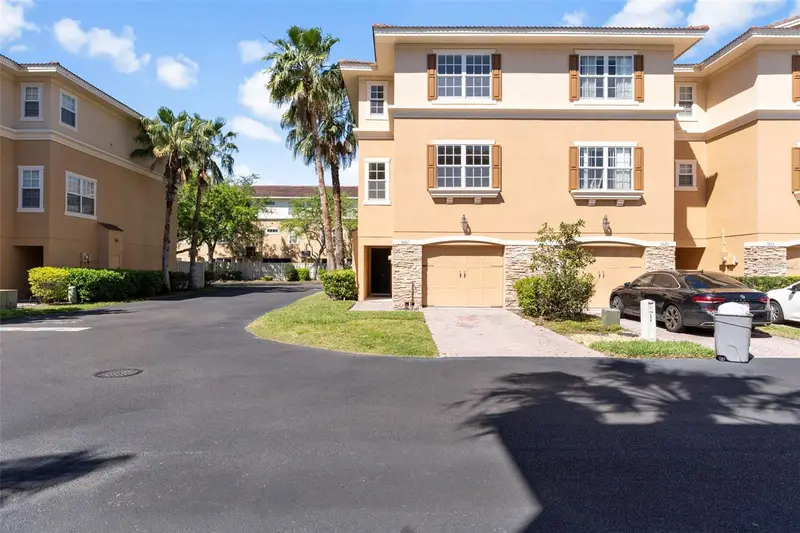 5621 Blackfin Dr, FL