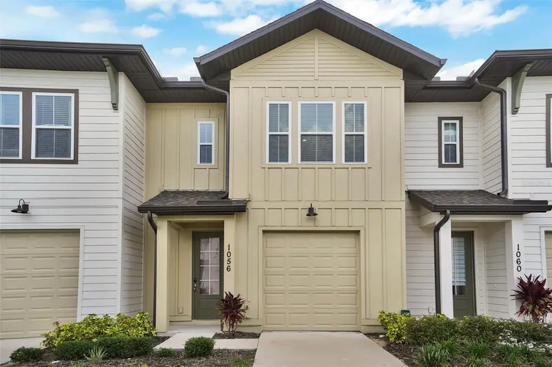 1056 Plantation Ln, FL