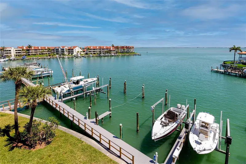 363 Pinellas Bayway S #48, FL