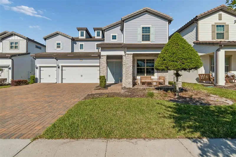 9070 Woodland Forest Rd, FL