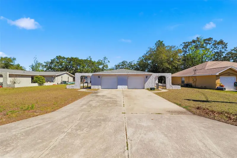 1284 London Ave, FL