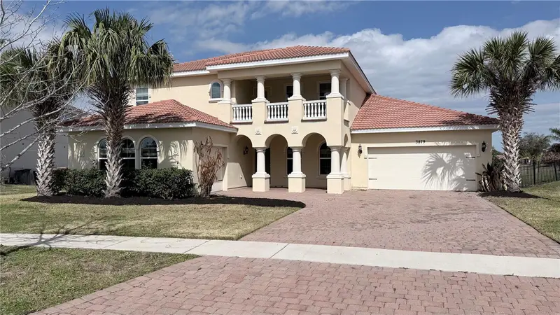 3879 Shoreside Dr, FL