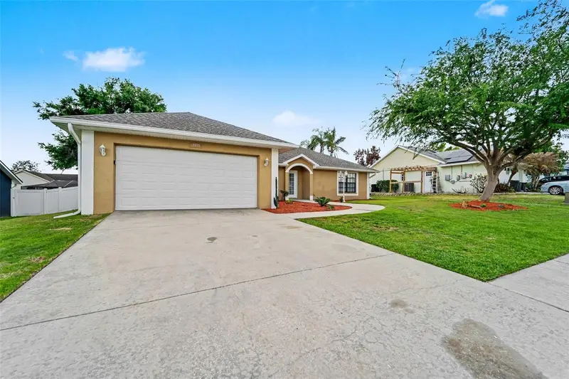 38820 Berta Dr, FL