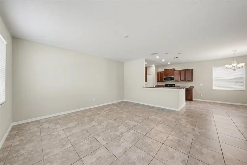 21081 Pleasant Plains Pkwy, FL
