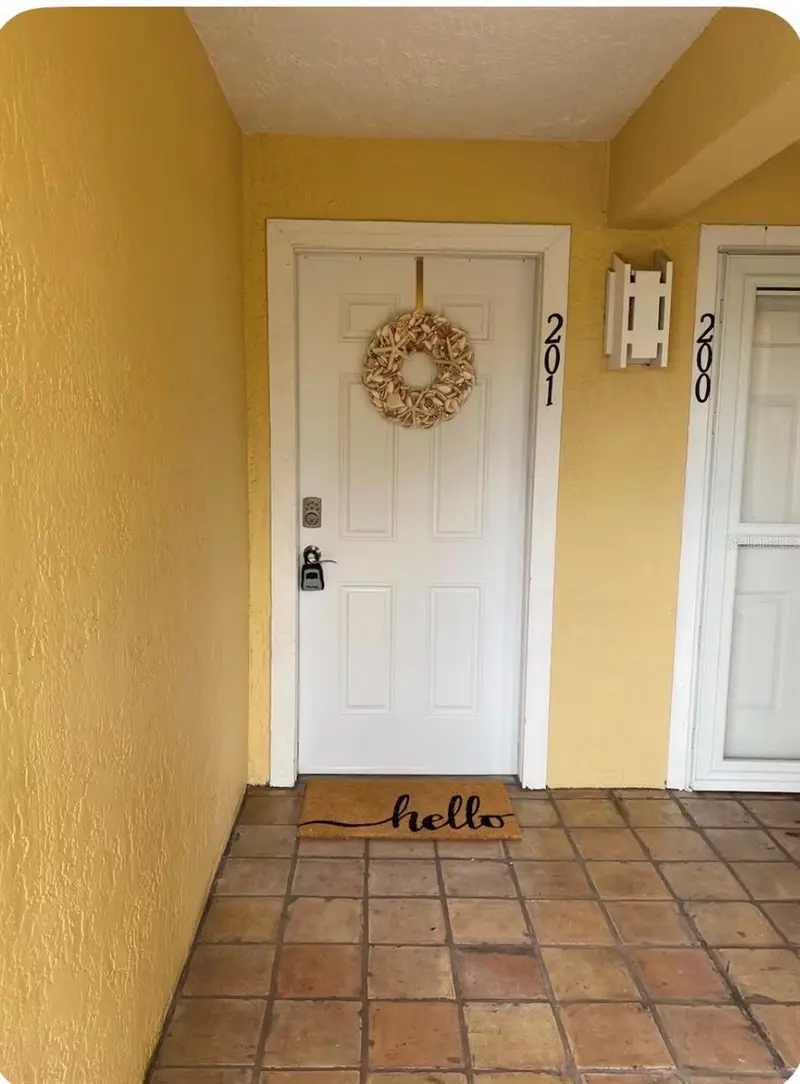 1125 Pinellas Bayway S #201 Furnished, FL