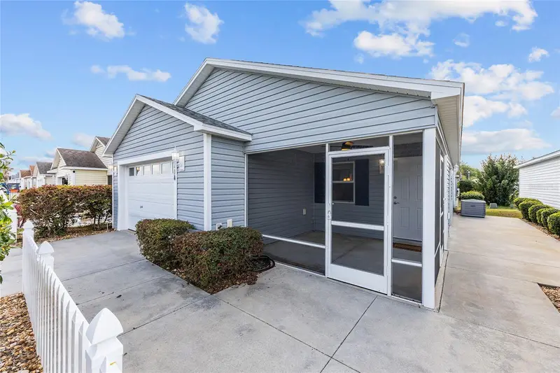 3404 Carrabelle Ct, FL