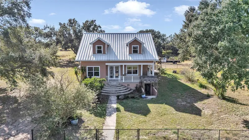 13800 County Road 450, FL