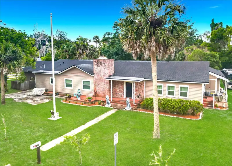 474 E University Ave, FL