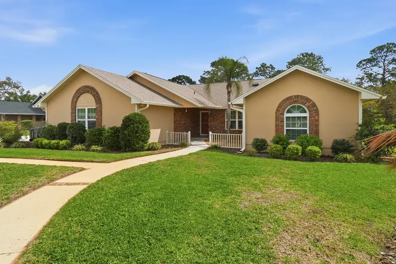 407 Glen Abbey Ln, FL
