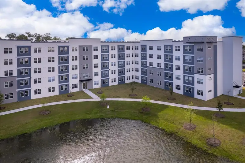 5587 Millenia Park Blvd #113, FL