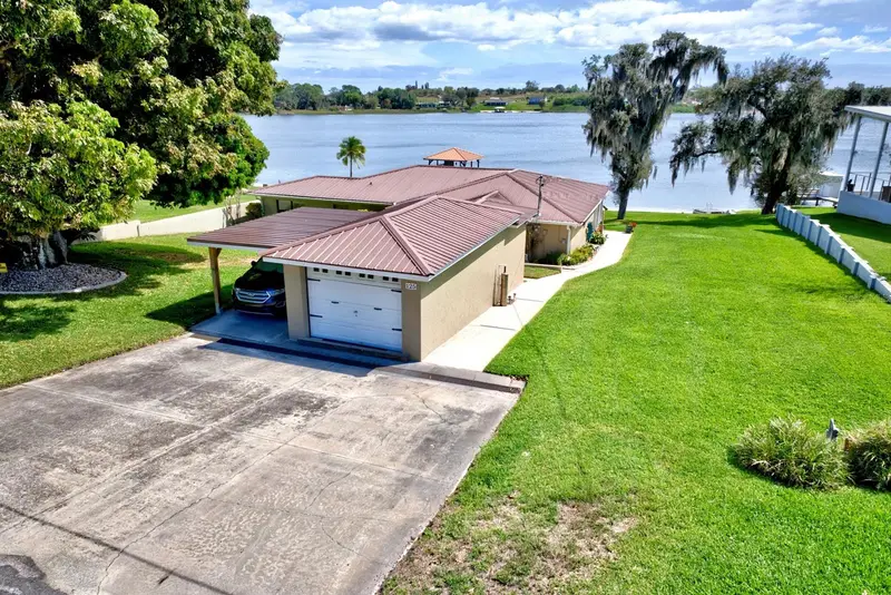 125 Mccoy Dr, FL